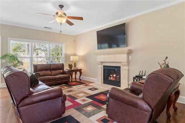 1518 Squire Hill Lane, Lawrenceville, GA 30043