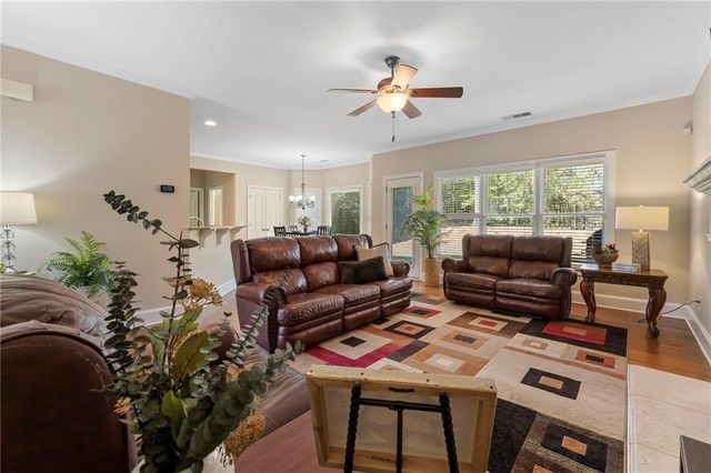 1518 Squire Hill Lane, Lawrenceville, GA 30043