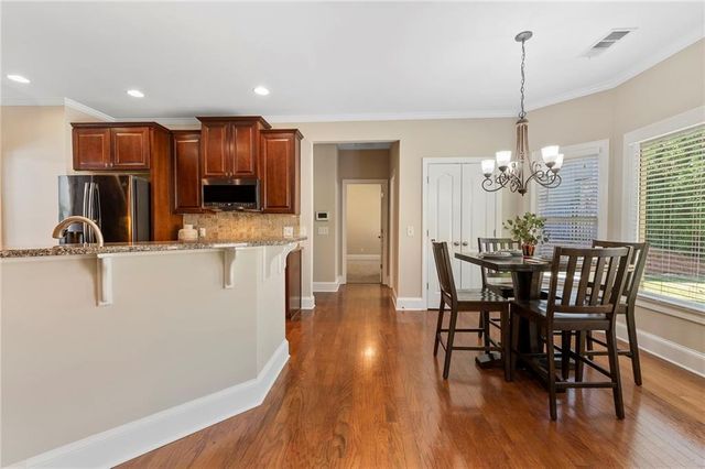 1518 Squire Hill Lane, Lawrenceville, GA 30043