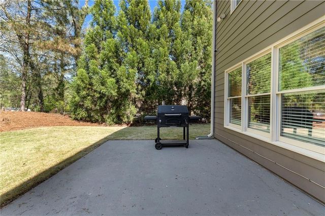 1518 Squire Hill Lane, Lawrenceville, GA 30043