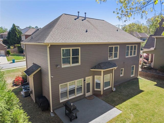 1518 Squire Hill Lane, Lawrenceville, GA 30043