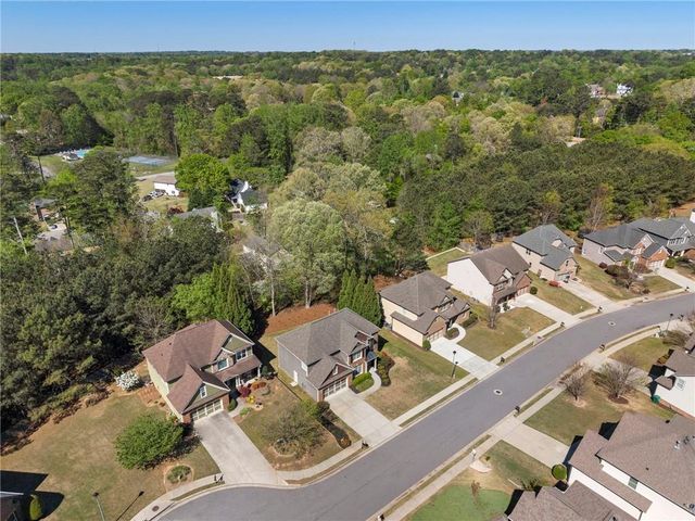 1518 Squire Hill Lane, Lawrenceville, GA 30043