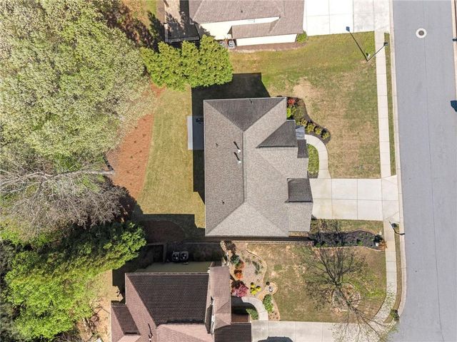 1518 Squire Hill Lane, Lawrenceville, GA 30043