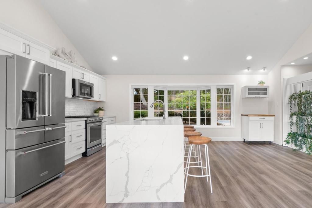 Image 23 of property listing at 770 Graham Hill Road, Santa Cruz, CA 95060