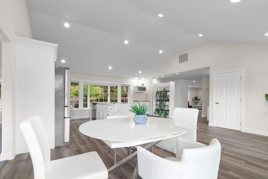 Image 28 of property listing at 770 Graham Hill Road, Santa Cruz, CA 95060