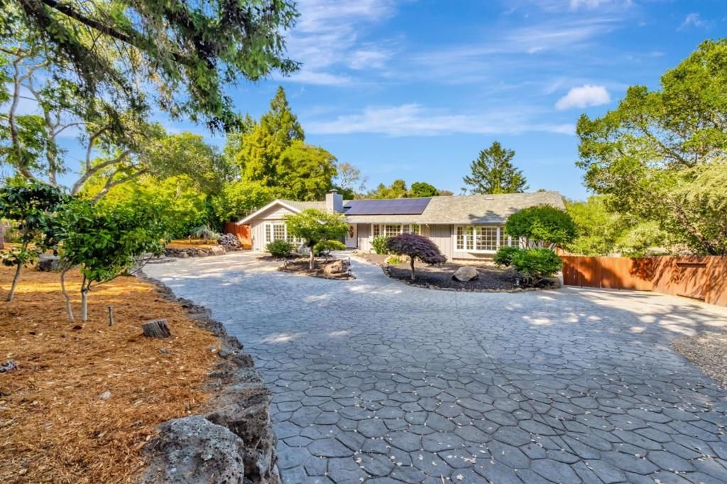 Image 9 of property listing at 770 Graham Hill Road, Santa Cruz, CA 95060