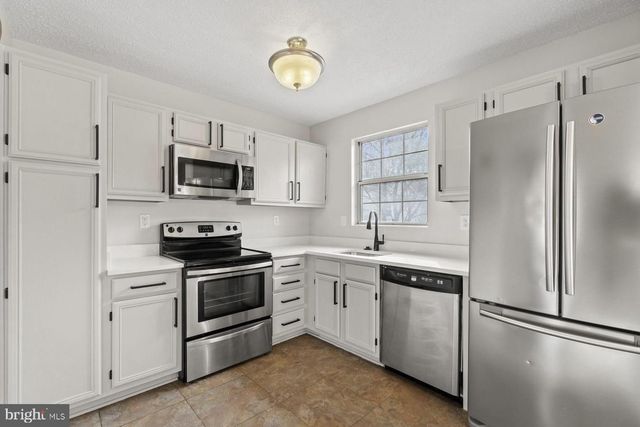 6905 MOUNTAIN LAKE PL, Capitol Heights, MD 20743