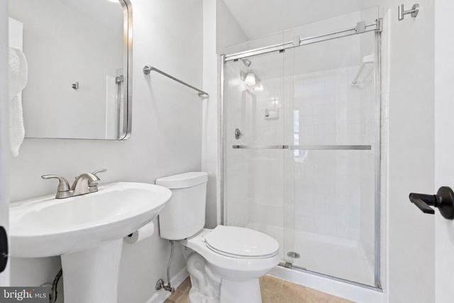 6905 MOUNTAIN LAKE PL, Capitol Heights, MD 20743