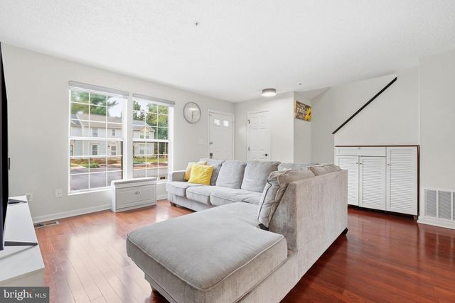 6905 MOUNTAIN LAKE PL, Capitol Heights, MD 20743