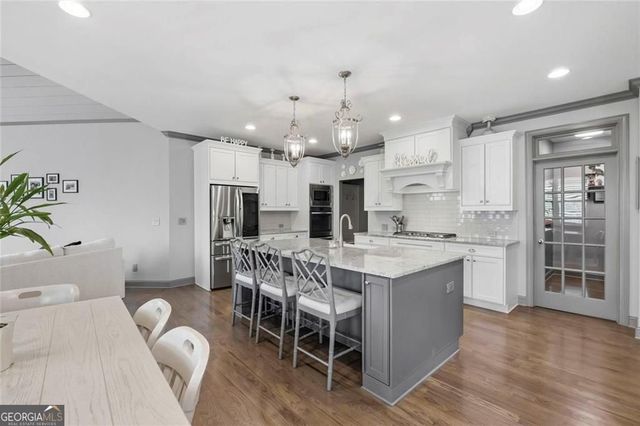 3745 Williams Point Drive, Cumming, GA 30028