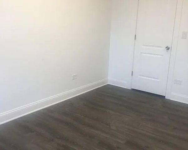 1524 N Ashland Avenue, Chicago, IL 60622