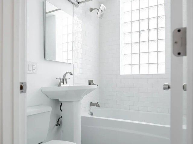 1524 N Ashland Avenue, Chicago, IL 60622