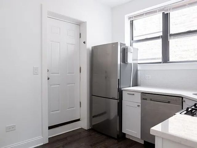 1524 N Ashland Avenue, Chicago, IL 60622