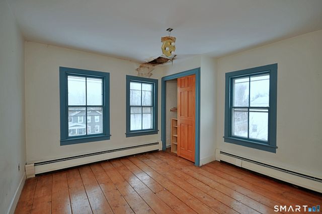 28 Greenwood Avenue, Bethel, CT 06801