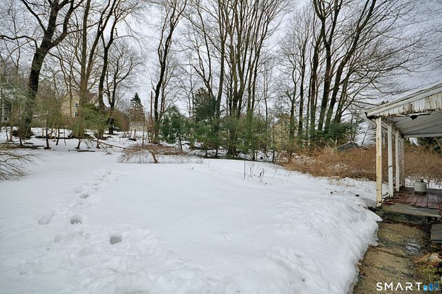 28 Greenwood Avenue, Bethel, CT 06801