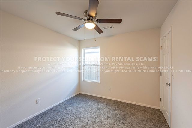 916 E Bunting Street, Fayetteville, AR 72701