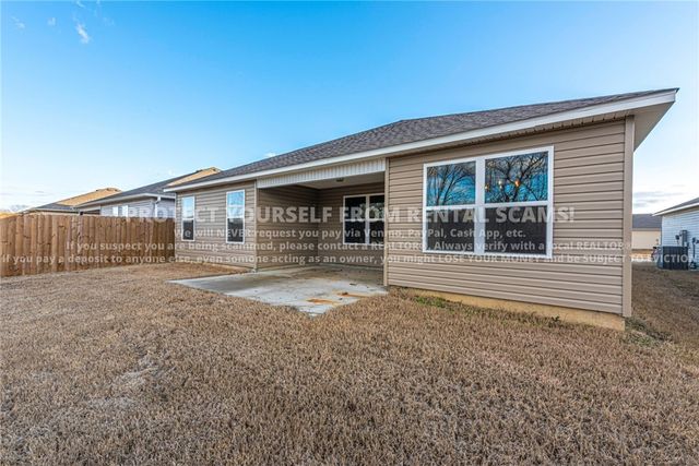916 E Bunting Street, Fayetteville, AR 72701