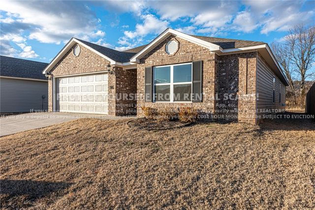 916 E Bunting Street, Fayetteville, AR 72701