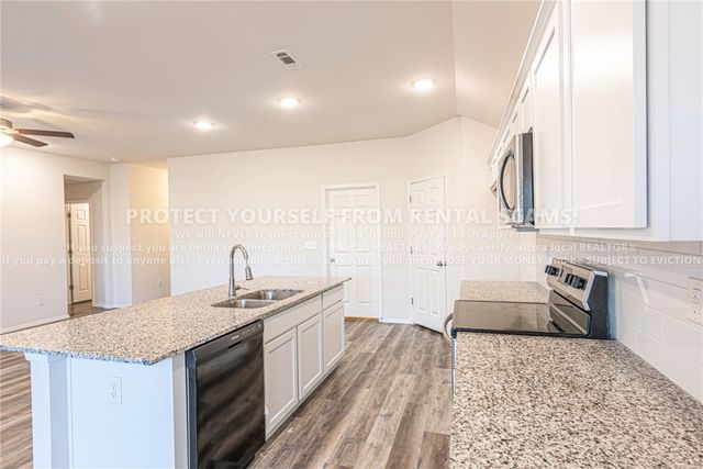 916 E Bunting Street, Fayetteville, AR 72701