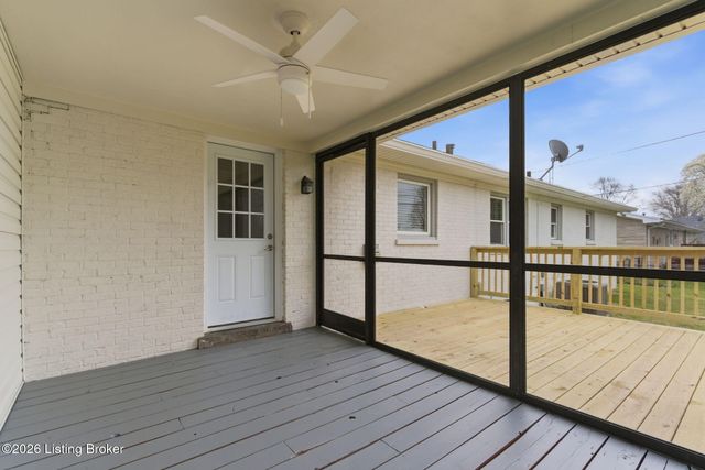 1510 Vivian Ln, Louisville, KY 40205