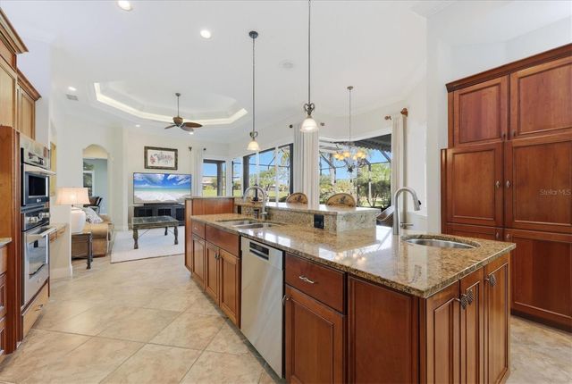 7026 DOMINION LANE, Lakewood Ranch, FL 34202