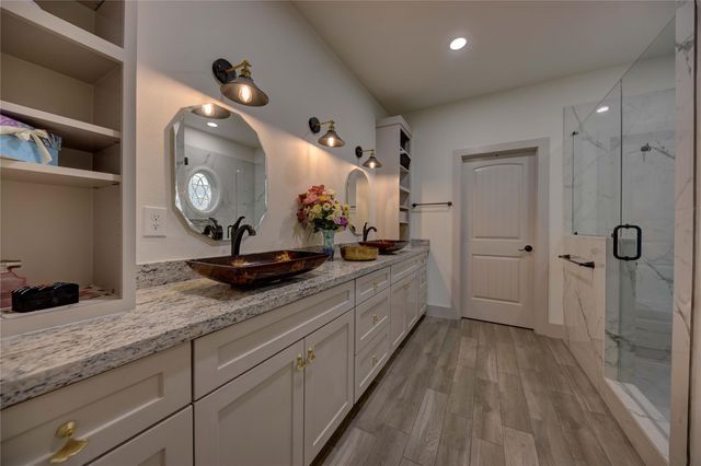 305 Pinehurst Dr Drive, New Ulm, TX 78950