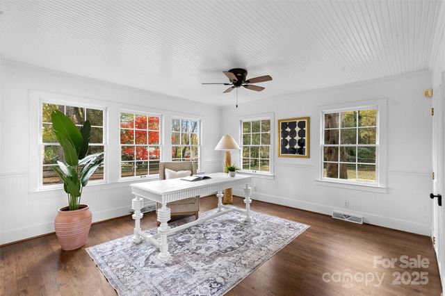 5607 Matthews-Mint Hill Road, Charlotte, NC 28227