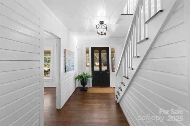 5607 Matthews-Mint Hill Road, Charlotte, NC 28227