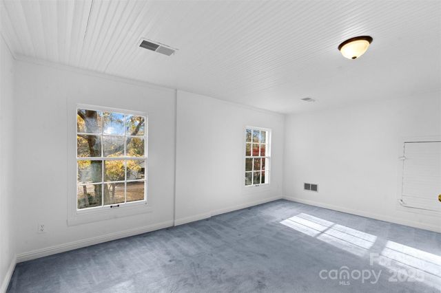 5607 Matthews-Mint Hill Road, Charlotte, NC 28227