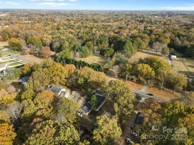 5607 Matthews-Mint Hill Road, Charlotte, NC 28227