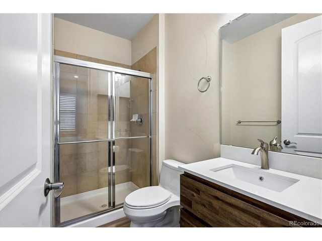 10108 Inverness Main St, Englewood, CO 80112