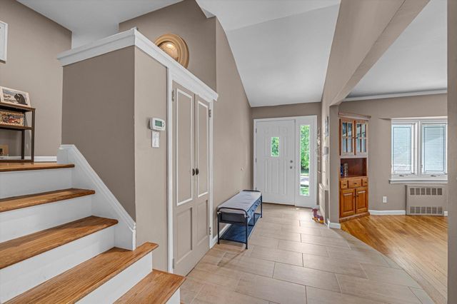 240 Somerset Drive, Hewlett, NY 11557