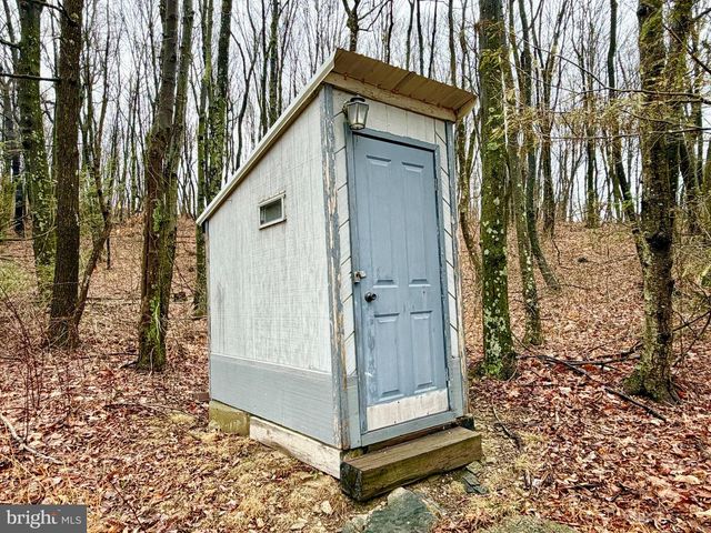 190 THUNDER ROCK ROAD, Breezewood, PA 15533