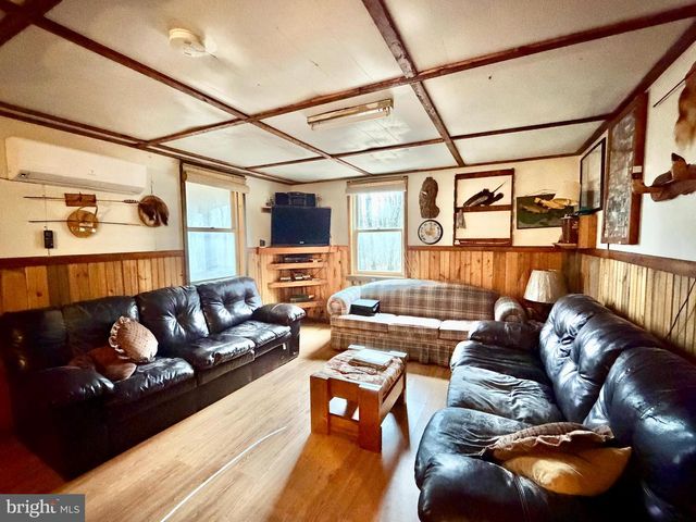 190 THUNDER ROCK ROAD, Breezewood, PA 15533