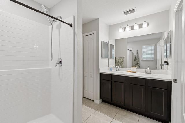 4733 DEER TRACK STREET, Tampa, FL 33610