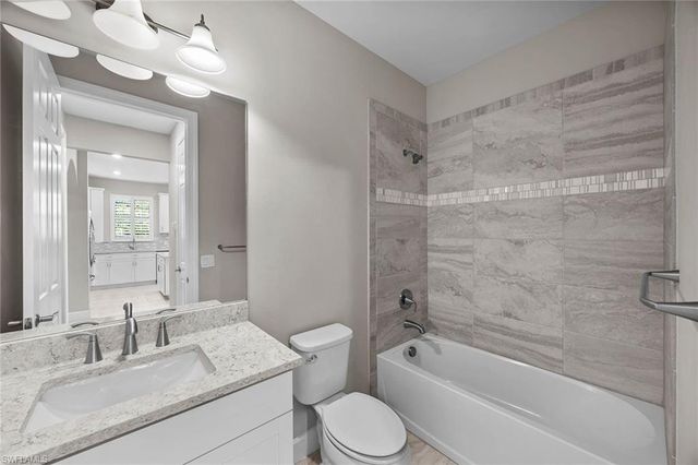 7785 Jacaranda LN, Naples, FL 34114