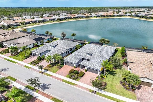 7785 Jacaranda LN, Naples, FL 34114