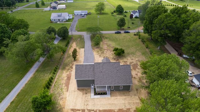 5045 Hyde Rd, Springfield, TN 37172