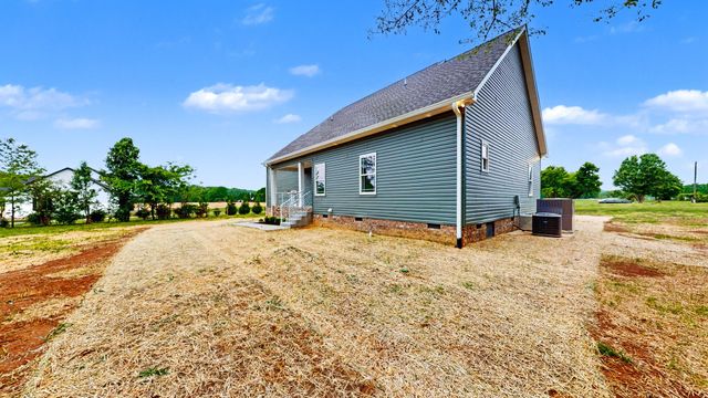 5045 Hyde Rd, Springfield, TN 37172