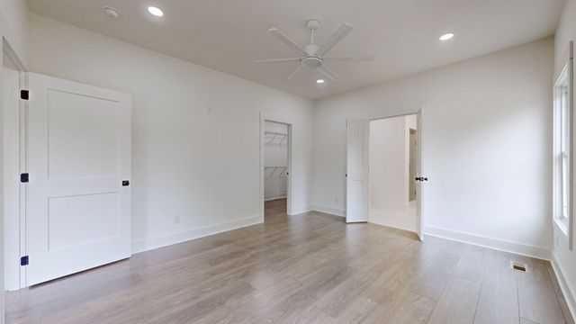 5045 Hyde Rd, Springfield, TN 37172