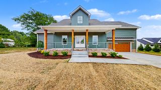 5045 Hyde Rd, Springfield, TN 37172