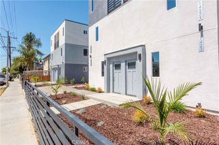 1429 S New Hampshire Avenue, Los Angeles, CA 90006