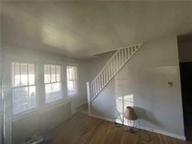 616 Loretta 1, Greenfield, PA 15217