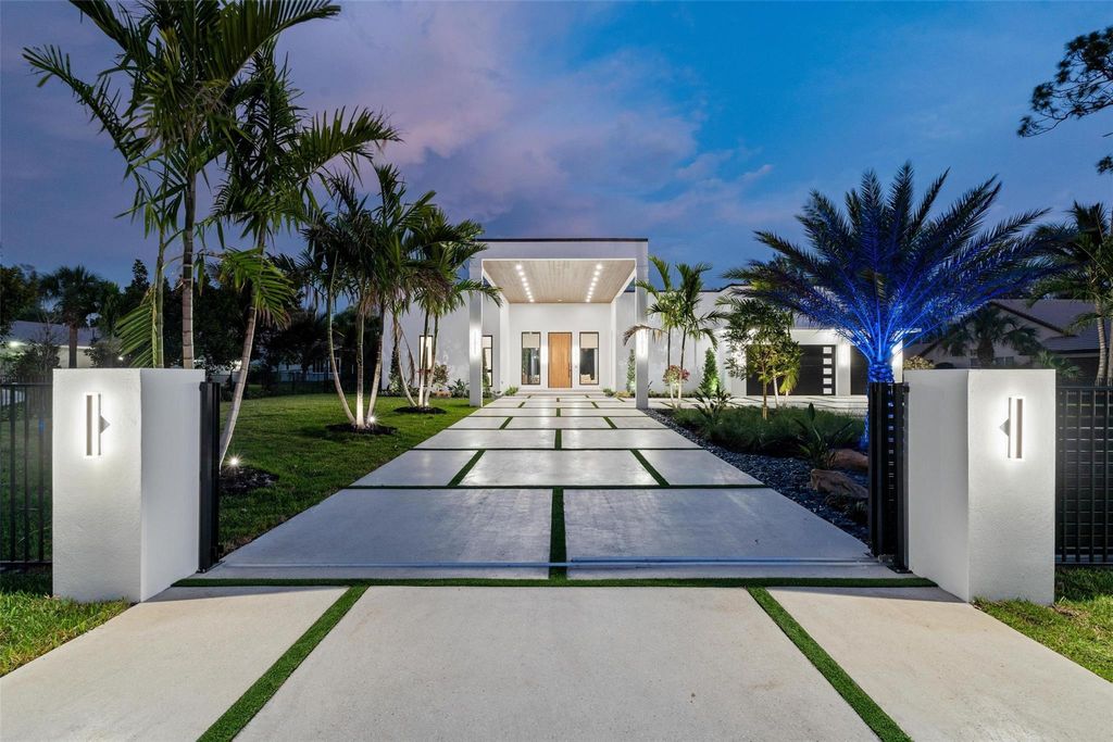 6676 NW 66th Way, Parkland, FL 33067
