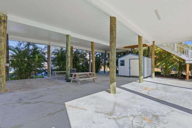 13875 HATCHER AVENUE, Hudson, FL 34667