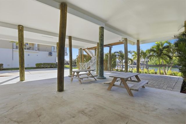 13875 HATCHER AVENUE, Hudson, FL 34667