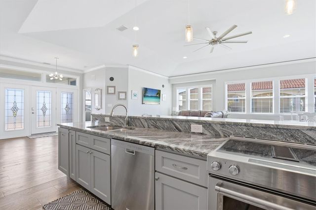 13875 HATCHER AVENUE, Hudson, FL 34667