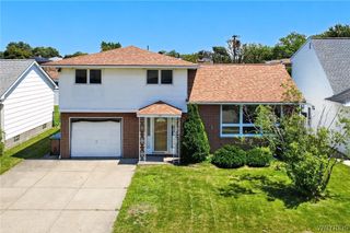 75 Fairoaks Lane, Cheektowaga, NY 14227