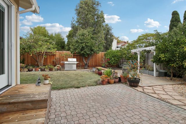 485 Avalon Cir, Vallejo, CA 94589