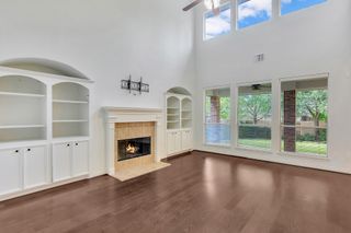 27 Frontera, The Woodlands, TX 77382